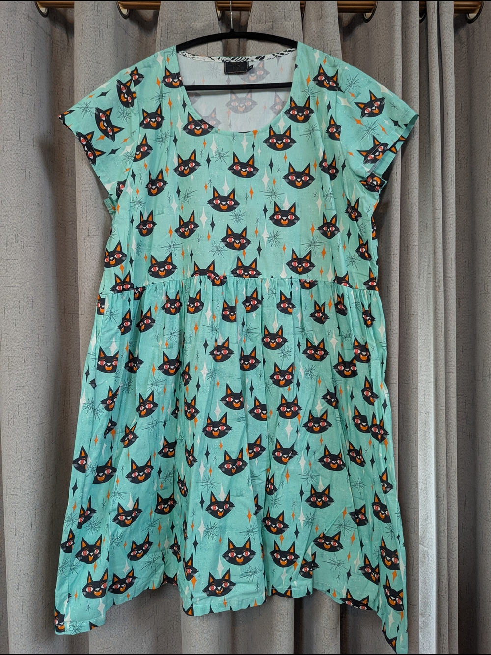 Copper Union Size 2X Mint Green Cat Print Dress